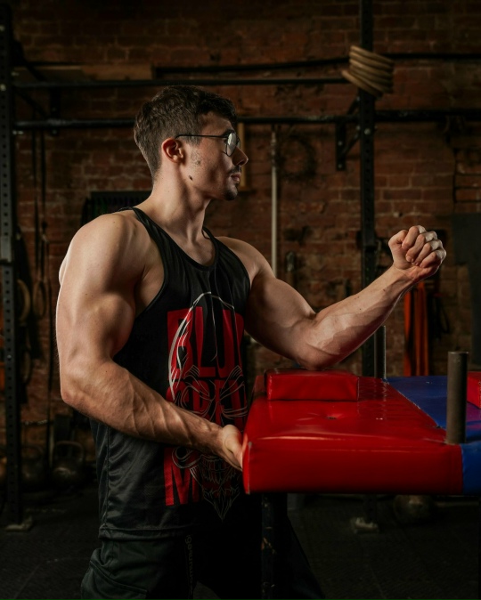 Изображение без подписи