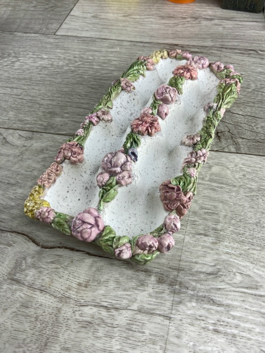 Изображение без подписи