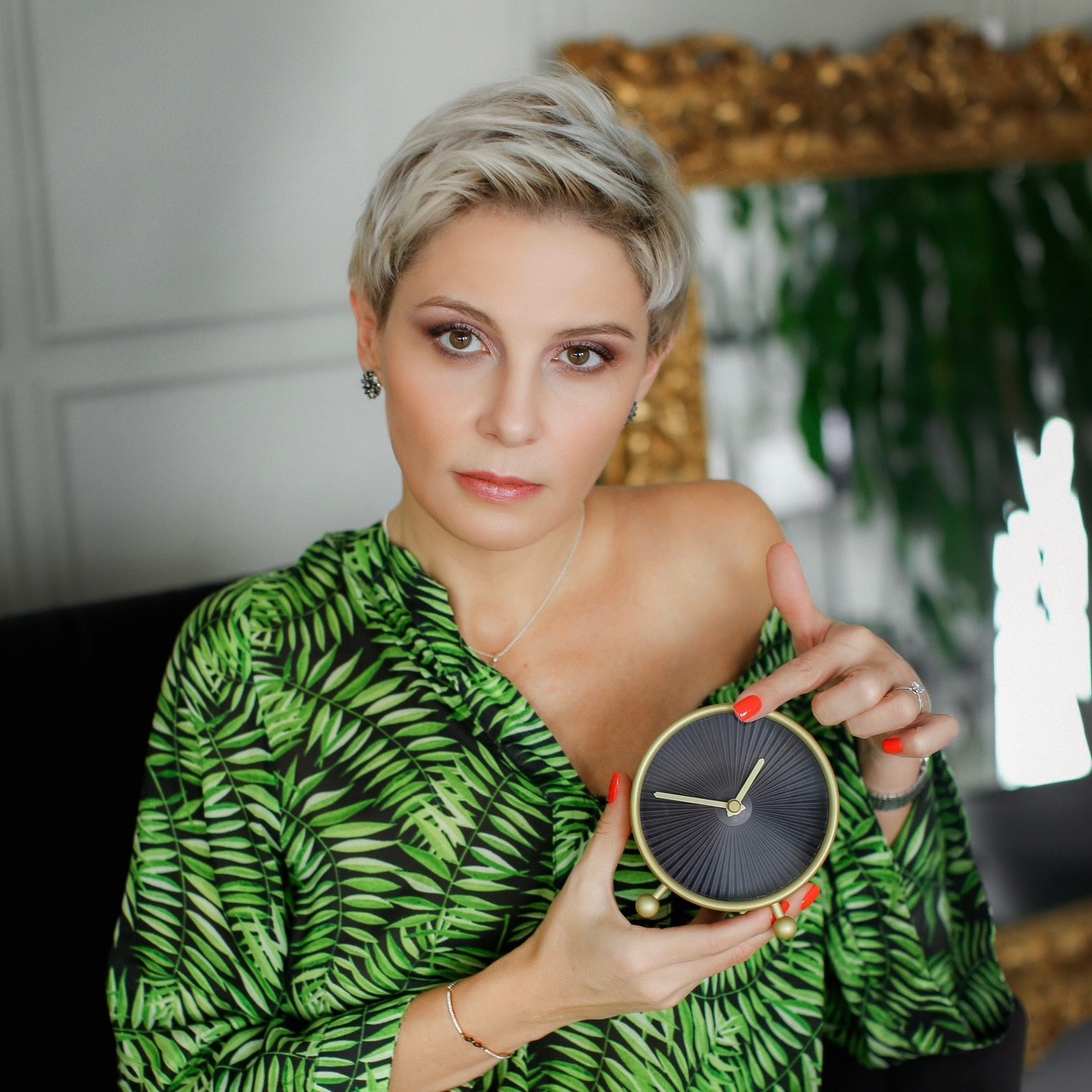 Изображение без подписи