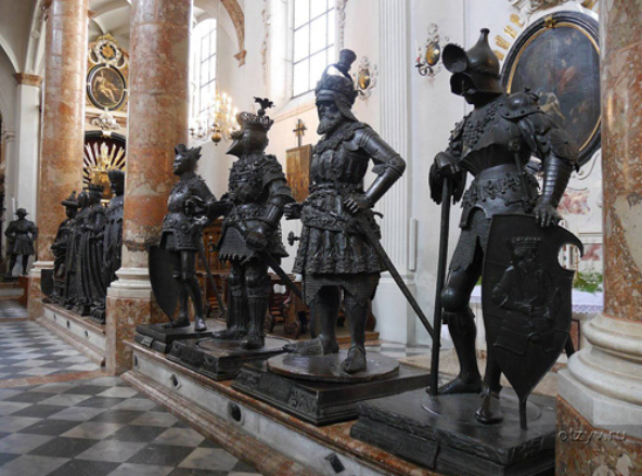 Изображение без подписи