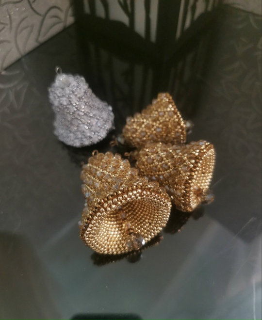 Изображение без подписи